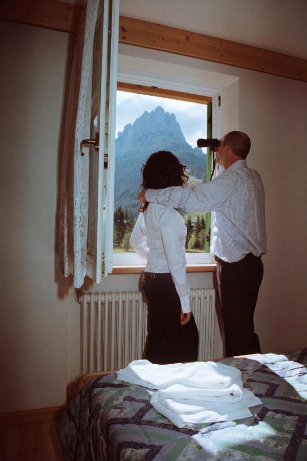 Residence Holiday Pozza di Fassa Exterior photo